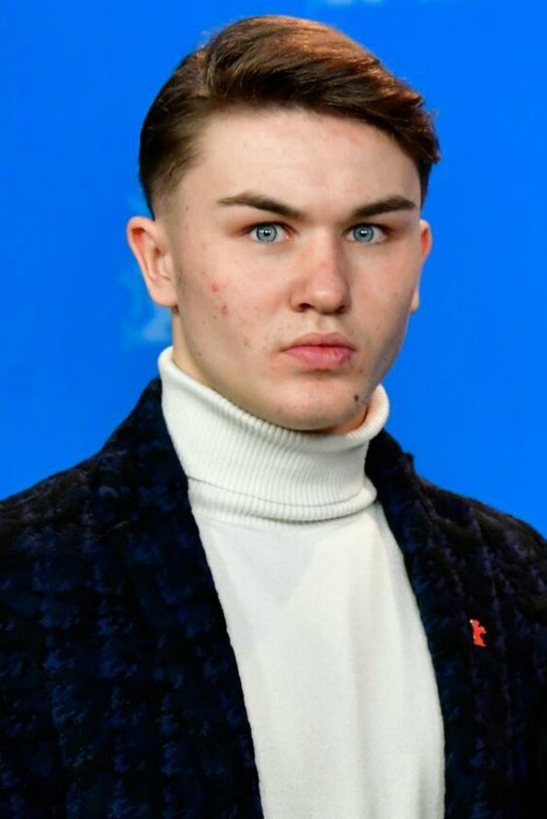 Артем Ткачук