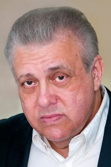 Вік Поліцос