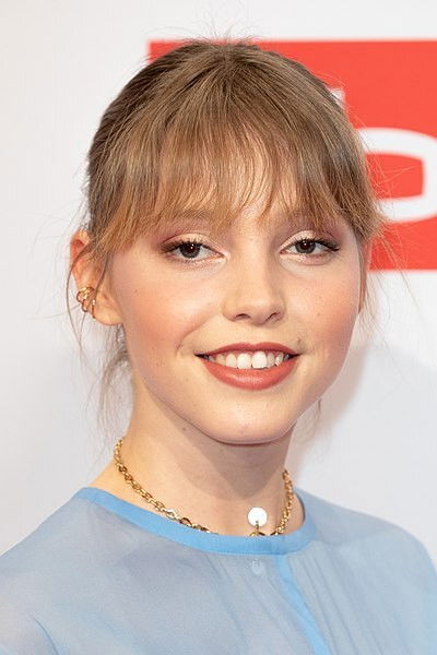 Ліна Ларіса Штраль