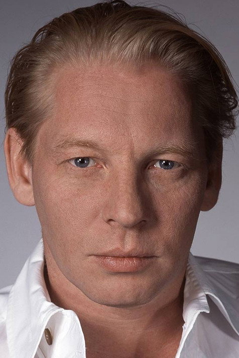 Бен Бекер