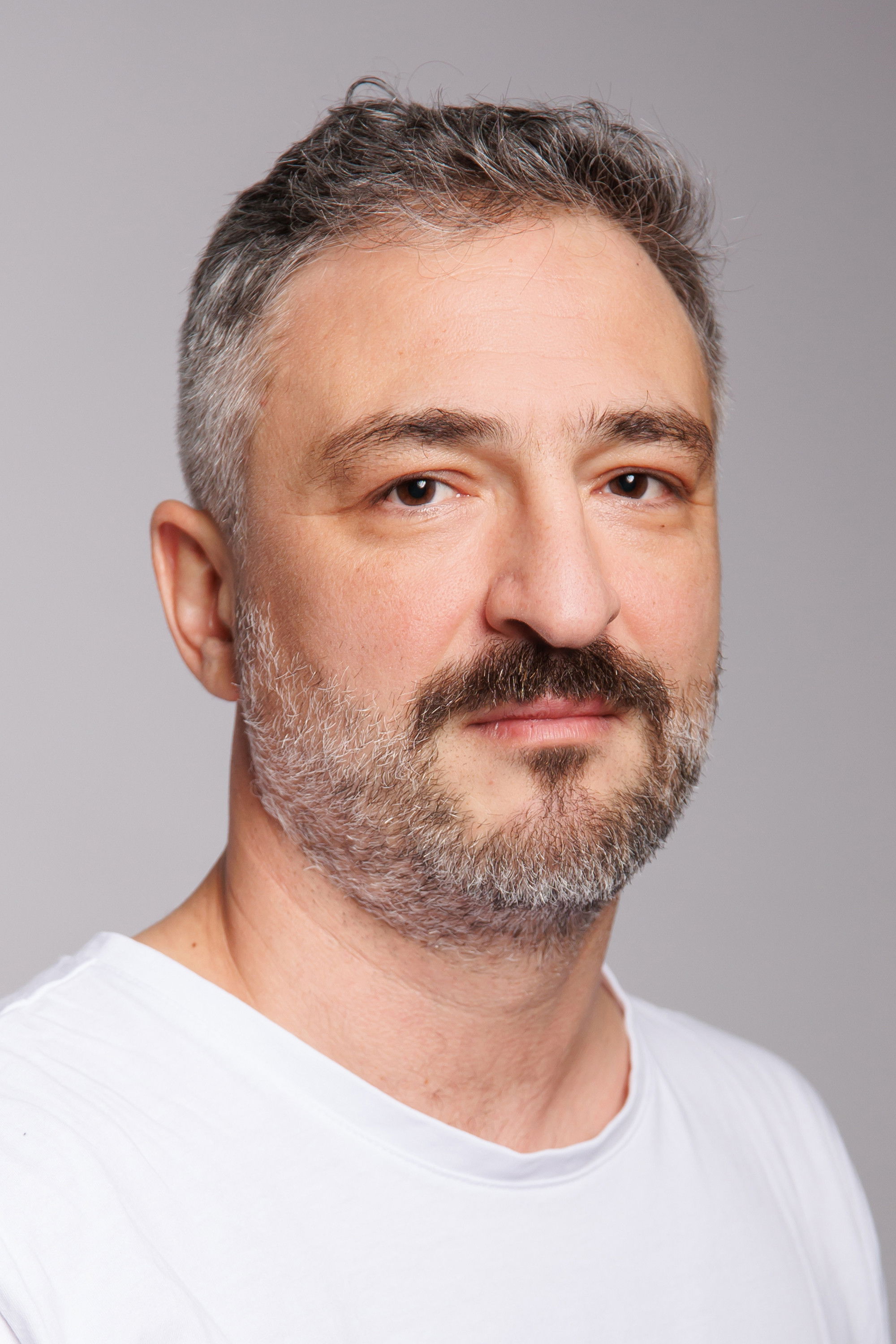 Вірджил Айонеї