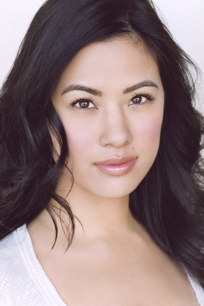 Айрін Кенг